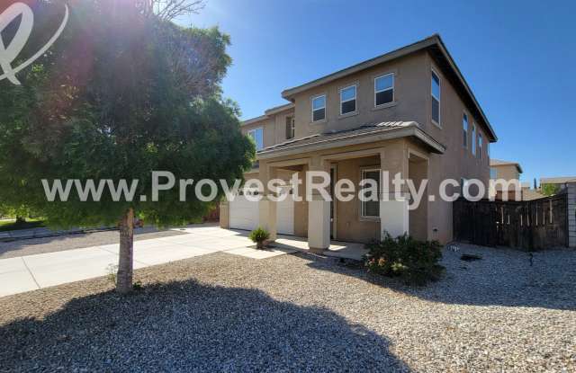 3 Bed + Den, 2.5 Bath Victorville Home!!! - 13981 Horseshoe Way, Victorville, CA 92394