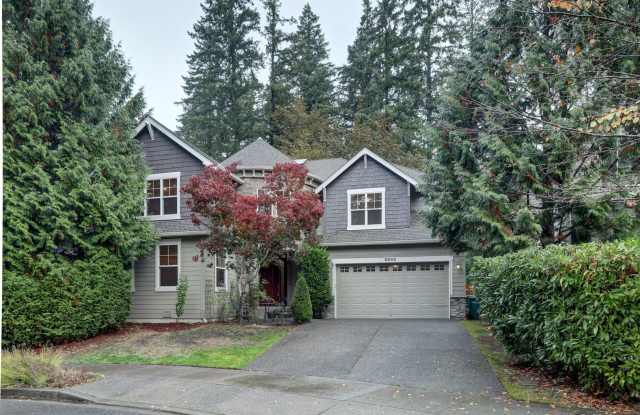 Redmond Ridge 4 bedroom Gallery 1