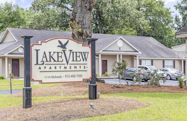 Lakeview Oaks photos photos