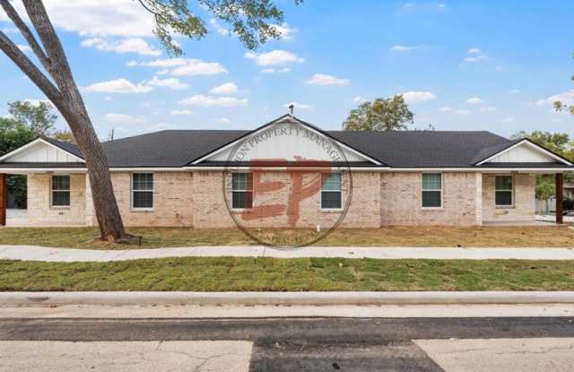 1600 North 11th Street A photos photos