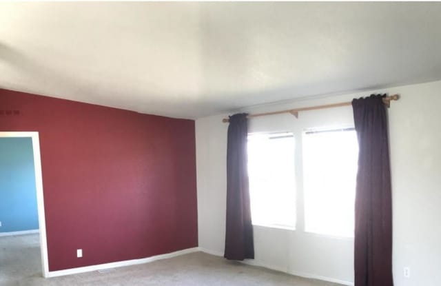 Three Bedroom with Garage in East Helena Gallery 3