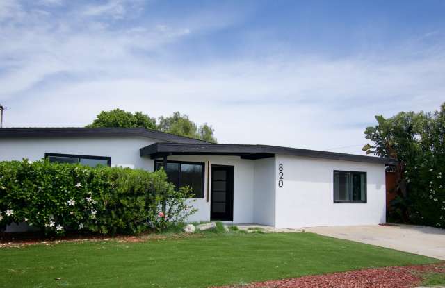 820 Iris Avenue - 1 photos photos