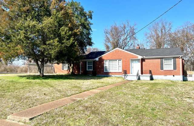 Available 9/15! $2200/MO Donelson living in a 3 BR 1.5 BA on one level with, fence, 2 car garage and carport. photos photos