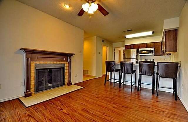 6910 Skillman Street - 6910 Skillman Street, Dallas, TX 75231