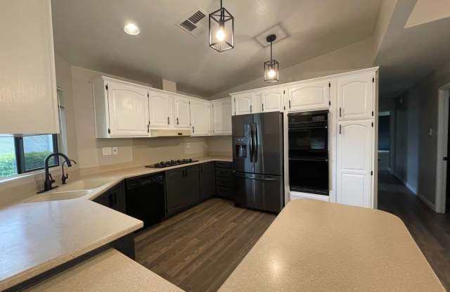 Beautifully remodeled Two Bedroom Two Bathroom in Seven Hills 55+ Community! photos photos