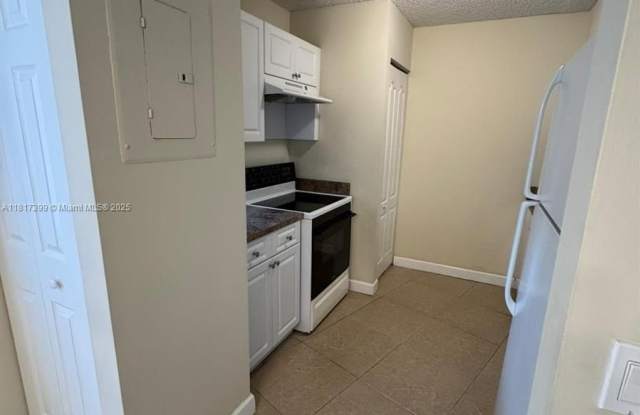 8630 SW 3rd St photos photos