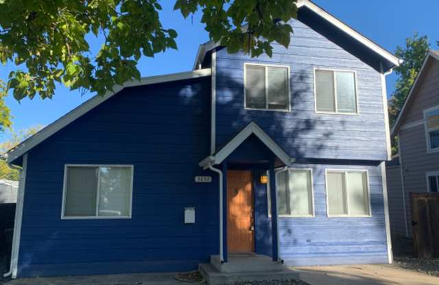 Stunning 4 Bed / 2 Bath Home in the Heart of Berkeley | $4,215/mo photos photos