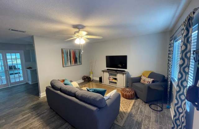 250 Tropic Way Gallery 2