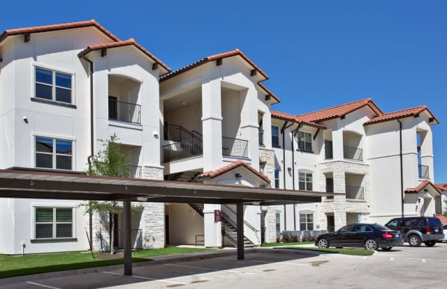 Southpark Crossing Apartments Gallery 4
