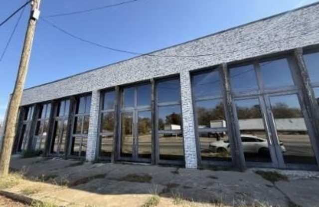 602 S Armstrong photos photos