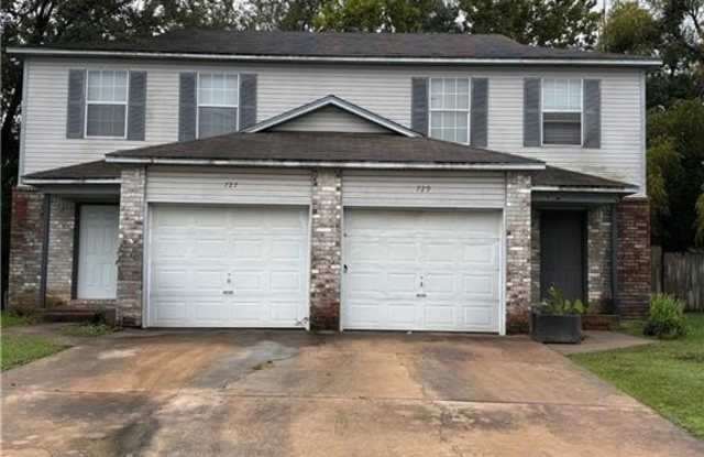 727  W Beck  DR photos photos