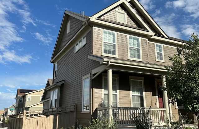 ✨ Beautiful 3-Bedroom Home with Spacious Living & Private Deck✨ Gallery 4