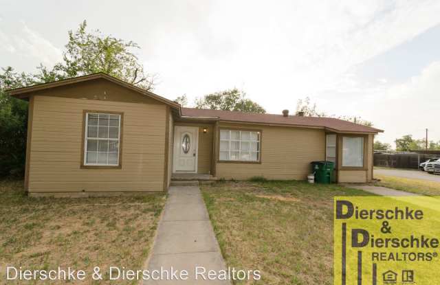 1101 Clairmont Gallery 2