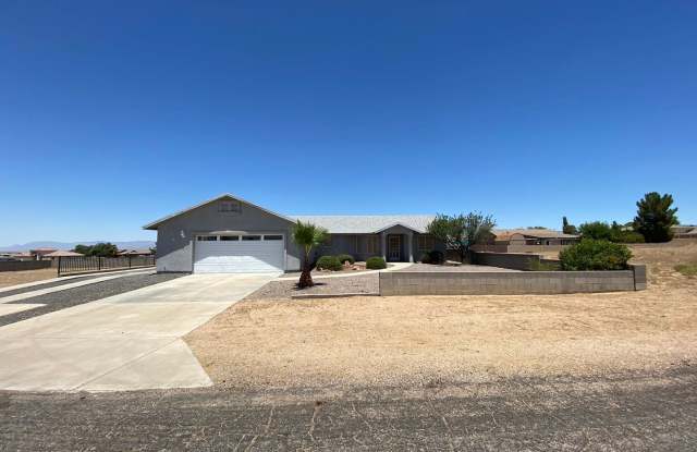 7787 E Larkspur Drive - 7787 E Larkspur Dr, Valle Vista, AZ 86401