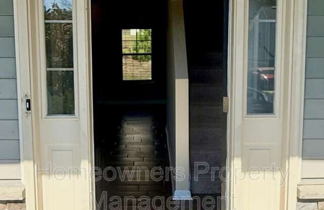 418 New Castle Lane Gallery 2