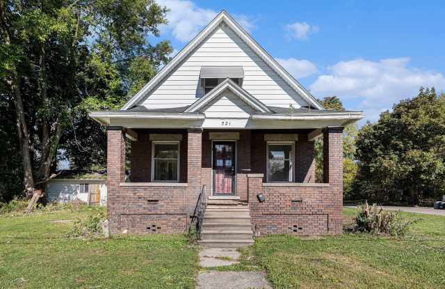 521 Birch Street photos photos