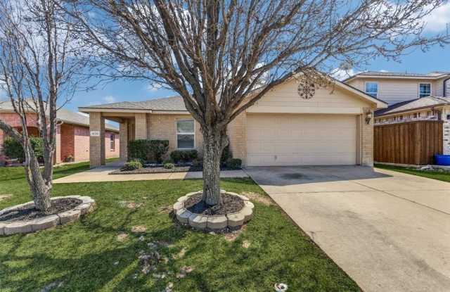 4120 Mantis Street - 4120 Mantis Street, Fort Worth, TX 76106 4120 Mantis Street - 4120 Mantis Street, Fort Worth, TX 76106