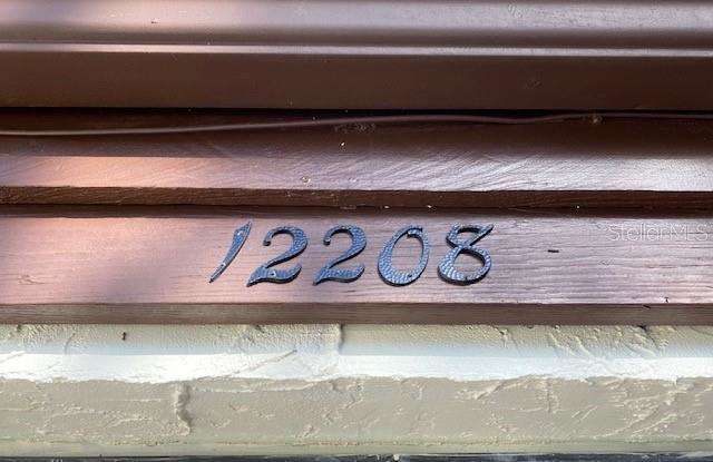 12208 SADDLE STRAP ROW Gallery 2