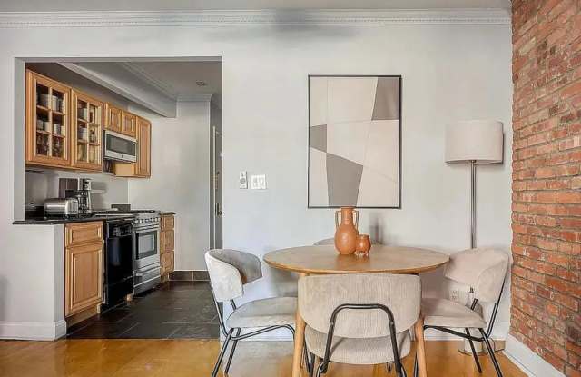 118 Christopher St - 118 Christopher Street, New York City, NY 10014