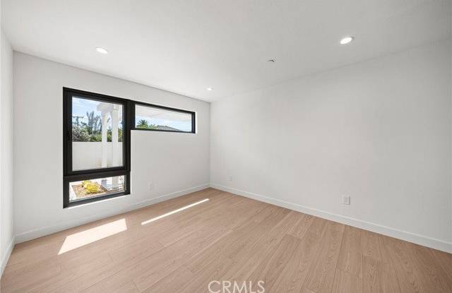 4450 Temple City Boulevard Gallery 4