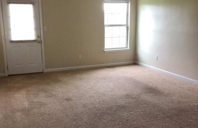 706 Chatham Court - 1 Gallery 2
