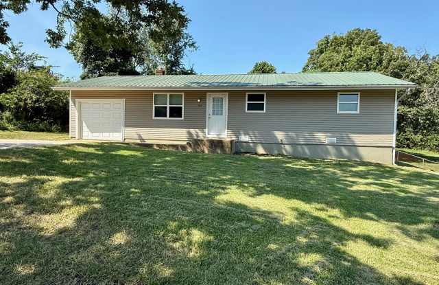 4891 Woodland Heights Gallery 1