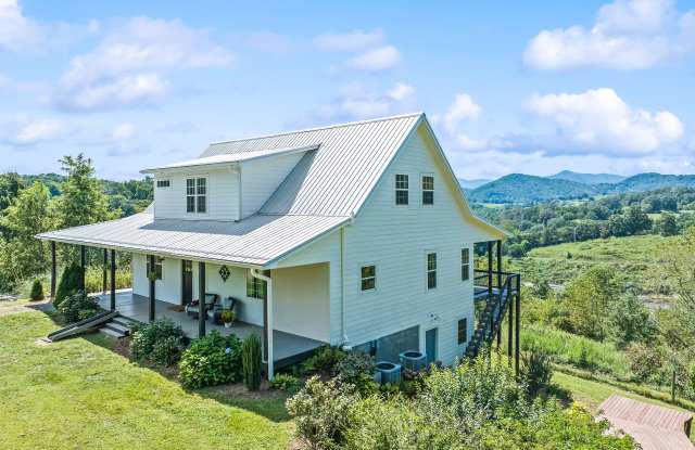 179 Goldfinch Lane photos photos