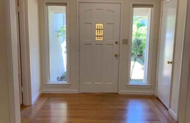 3888 Magnolia Drive Gallery 3
