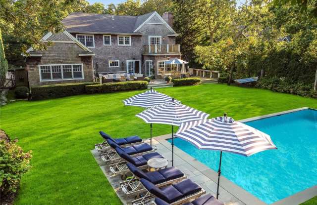 11 Cowhill Lane photos photos