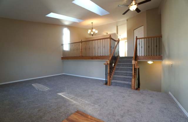 8435 Candleflower Circle Gallery 2