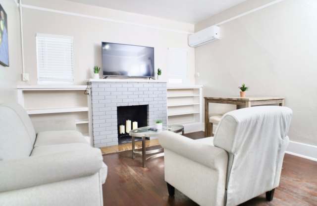 2 Bedroom 1 Bath Close to 4th Ave and Downtown Tucson photos photos