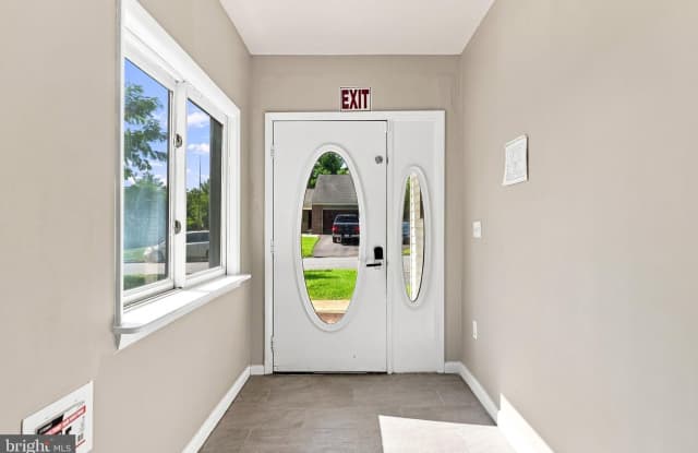 109 BISCAYNE Court Gallery 3