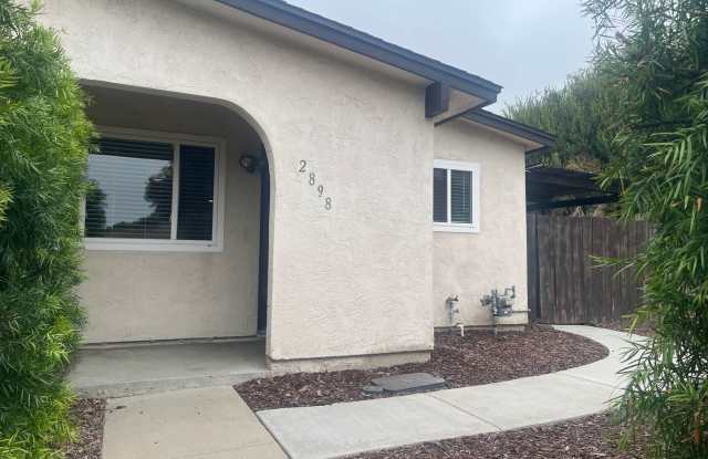3bd/2ba Single Story Duplex with New Luxury Vinyl Plank! photos photos 3bd/2ba Single Story Duplex with New Luxury Vinyl Plank! photos photos