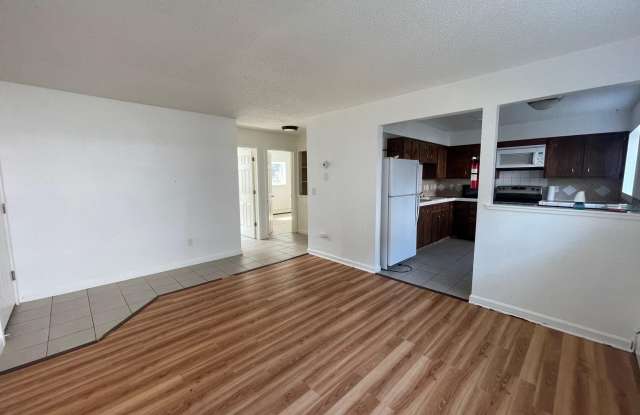 708 N Hoyt Street - 708 North Hoyt Street, Anchorage, AK 99508