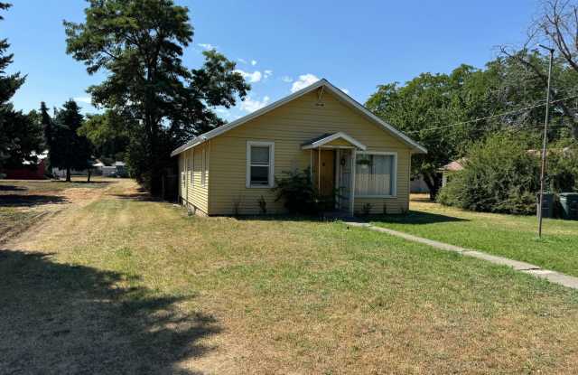 1008 Lake Ave ~ Interior Photos Coming Soon~ photos photos