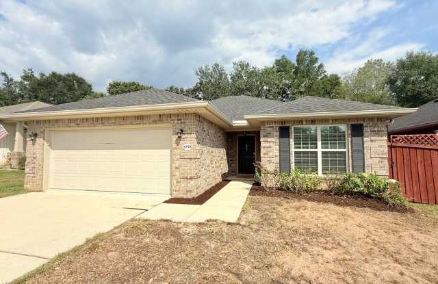 3-Bed, 2 Bath All Brick Home photos photos