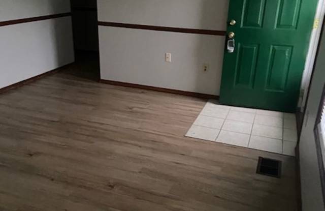 Recently Rehabbed 3-Bedroom Ranch with Fenced Yard Gallery 3