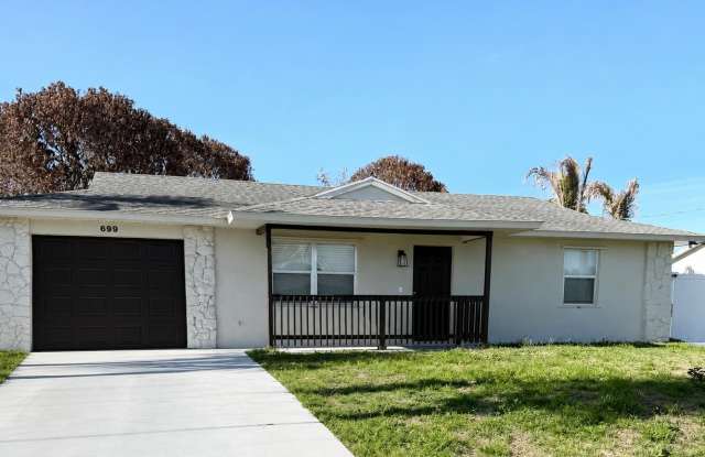 699 NW Riverside Drive photos photos 699 NW Riverside Drive photos photos