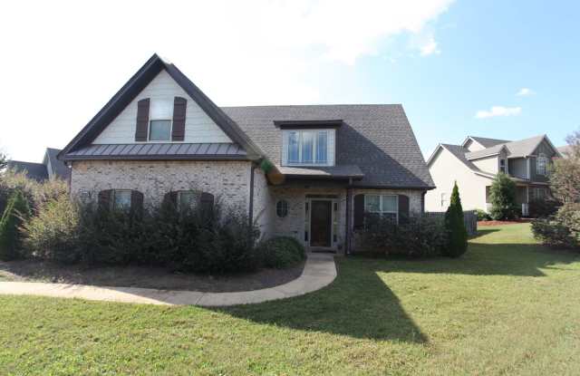 Beautiful Home in Solamere Subdivision Available For Rent in November! photos photos
