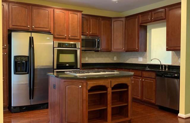 2727 CORNET COURT Gallery 4