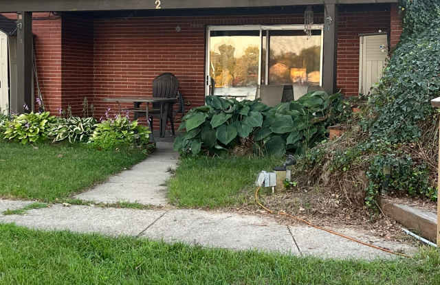 8145 Grand River Ave photos photos