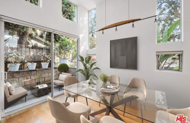 1011 Pacific St unit: 1 photos photos