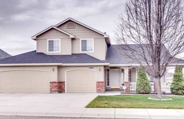 Terrific Home In Amazing Neighborhood! photos photos
