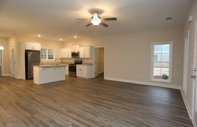 199 Zetterower Rd photos photos