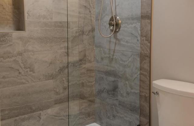 11681 KINGSMILL COURT photos photos