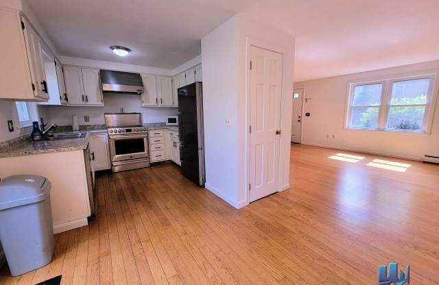 21 Jamestown Court Gallery 1