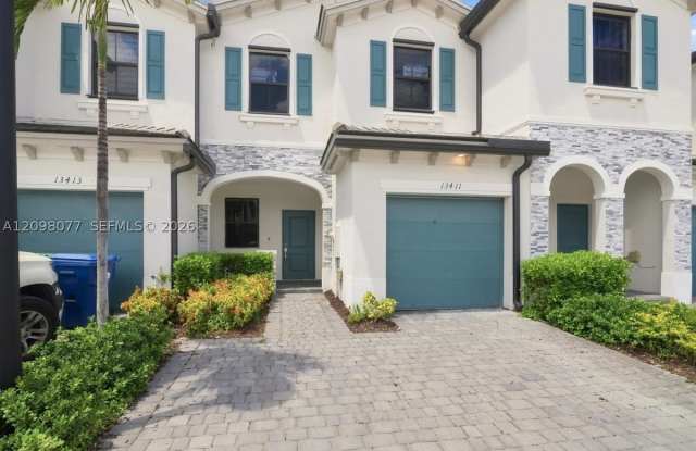 13411 SW 287th Ter Gallery 2