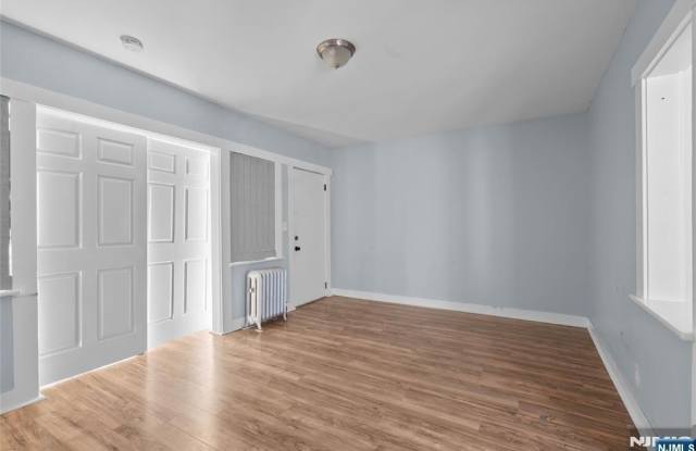 17 Cottage Place Gallery 2