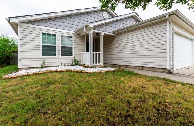 Beautiful 3 Bed 2 Bath Home in Moore School District! photos photos Beautiful 3 Bed 2 Bath Home in Moore School District! photos photos