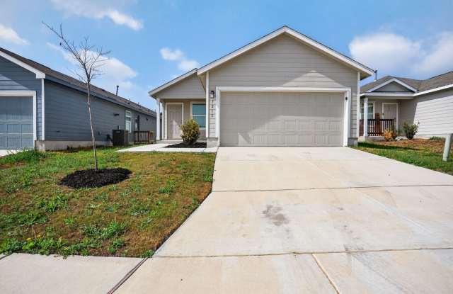 Move-In Ready 4/2 w/ Modern Layout in Growing San Antonio Community photos photos